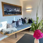 Апартаменты S'poelven Nest
