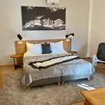 S'poelven Nest *