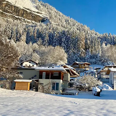 S'poelven Nest 아파트